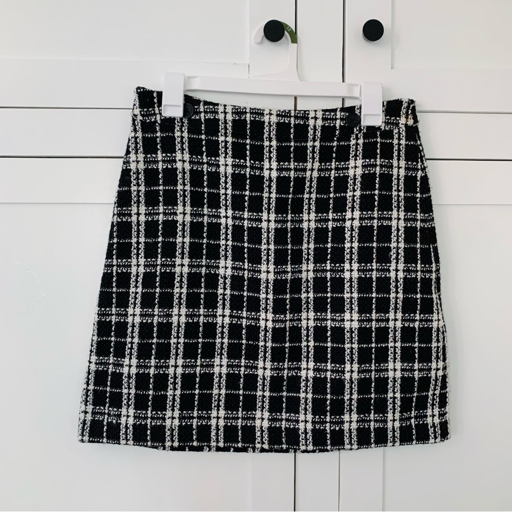 Banana Republic Black Plaid Boucle Aline Skirt Size 6